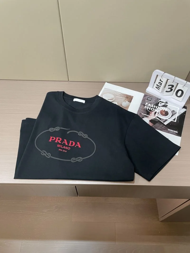SmoothTexture Prada T-Shirts 168388
