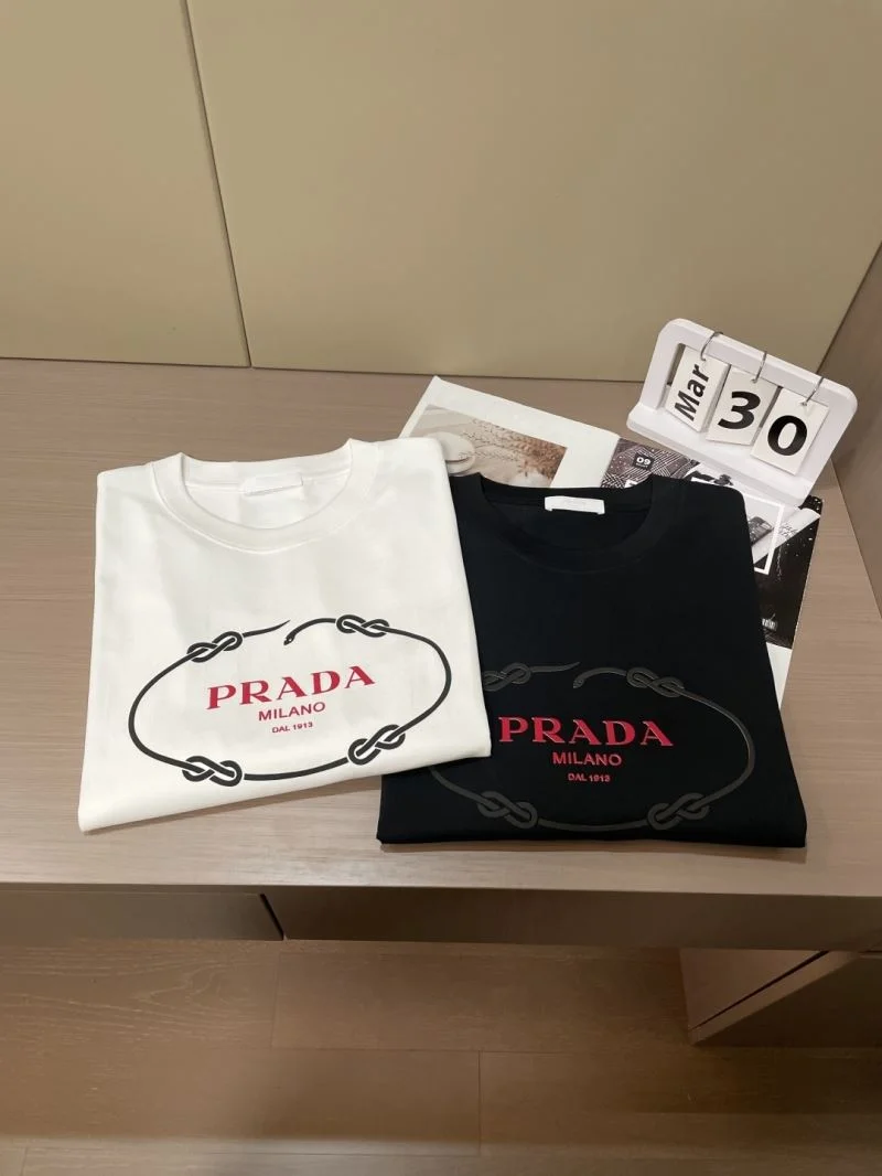 SmoothTexture Prada T-Shirts 168388