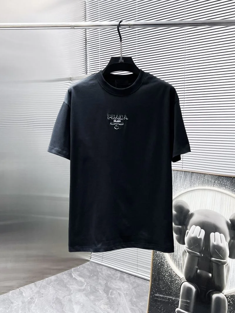 Compact Prada T-Shirts 168404