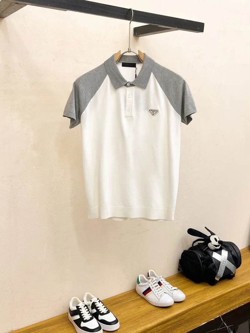Original Prada T-Shirts 168376