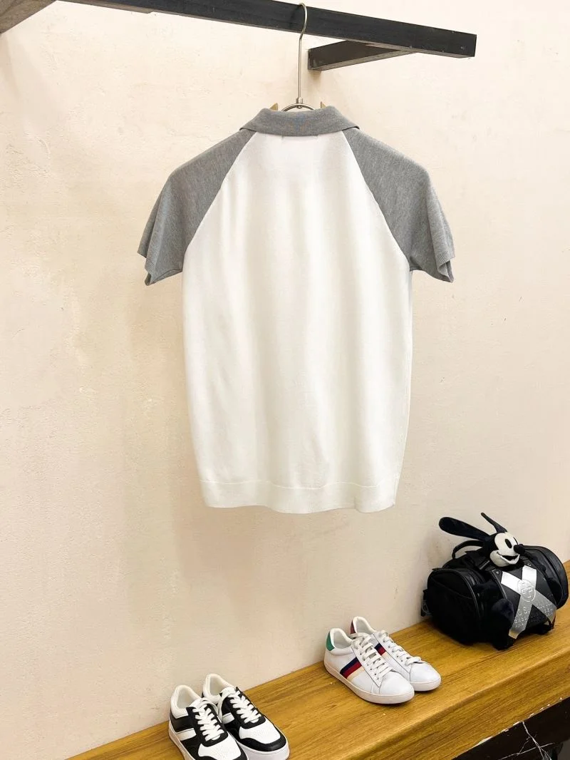 Original Prada T-Shirts 168376