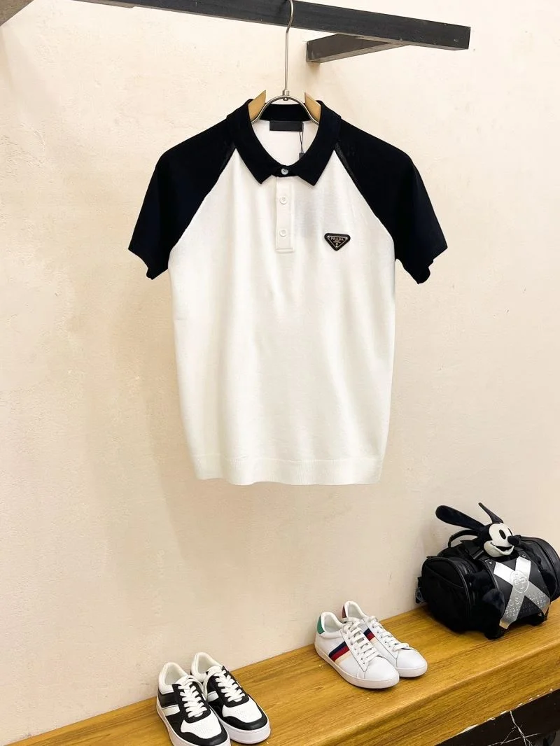 Minimalist Prada T-Shirts 168373
