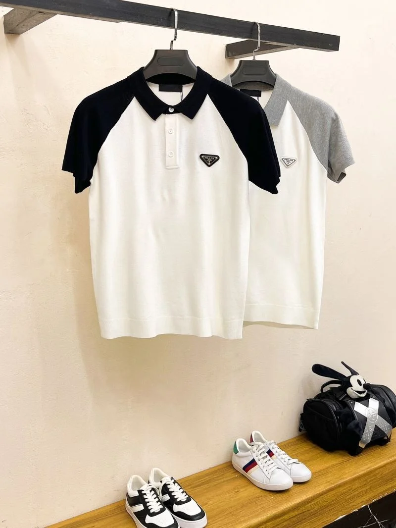 Minimalist Prada T-Shirts 168373