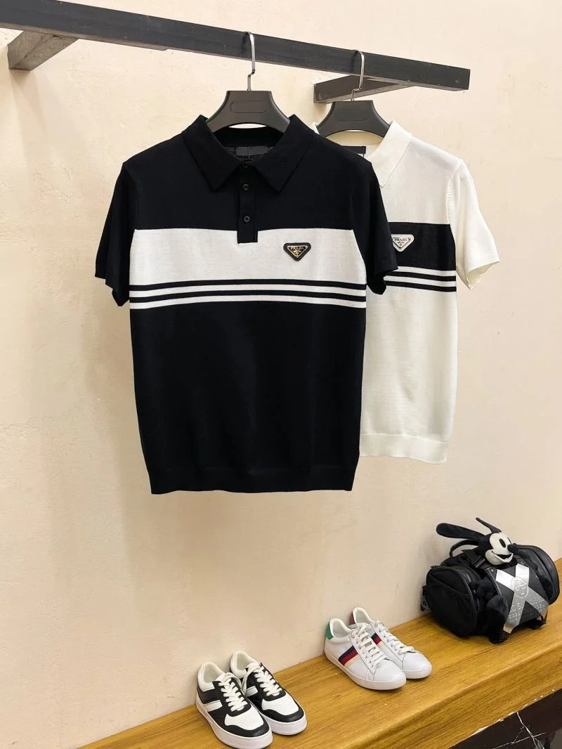 MultiPurpose Prada T-Shirts 168375