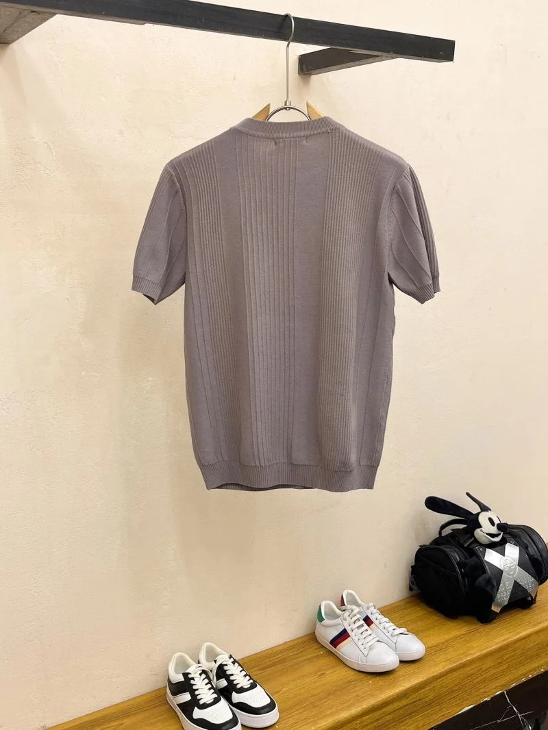 Comfortable Prada T-Shirts 168370