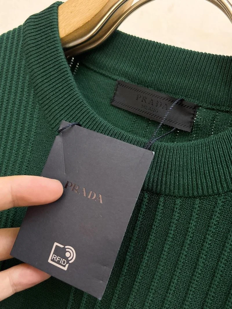 Prada T-Shirts Unique 168367