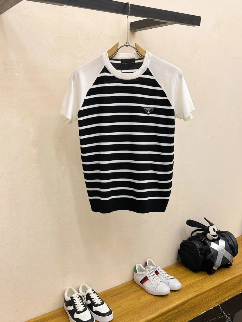 EasyCare Prada T-Shirts 168352