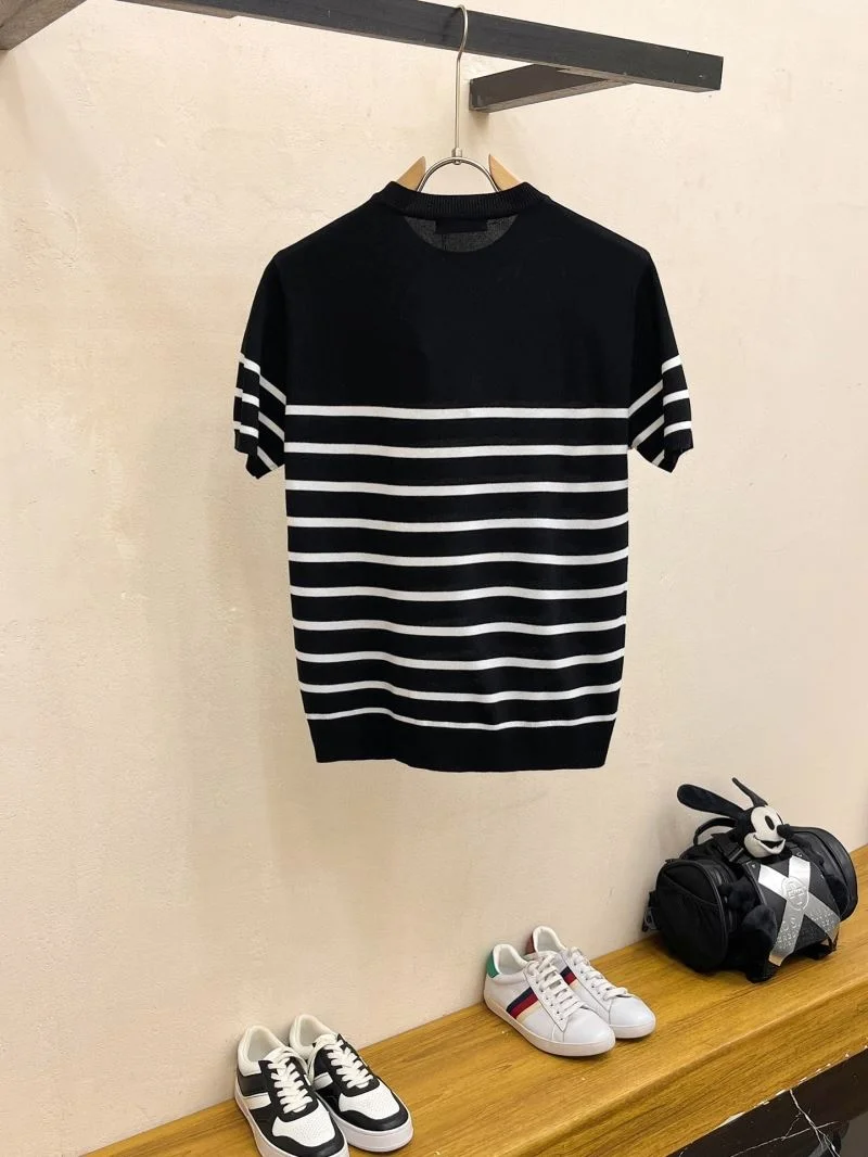 Neat Prada T-Shirts 168348