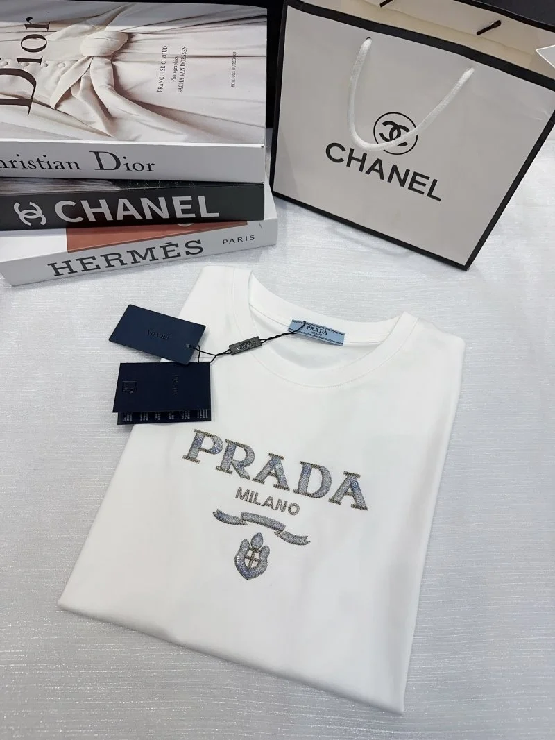Prada T-Shirts Modern 166292