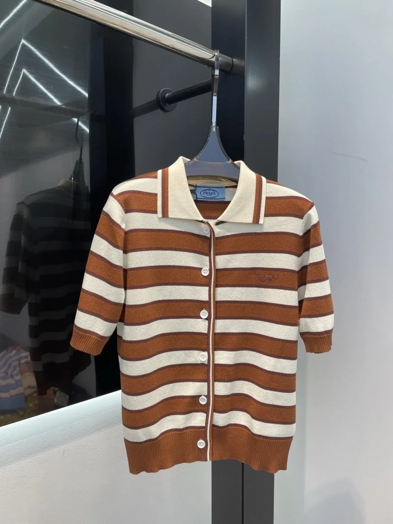Breathable Prada T-Shirts 166362