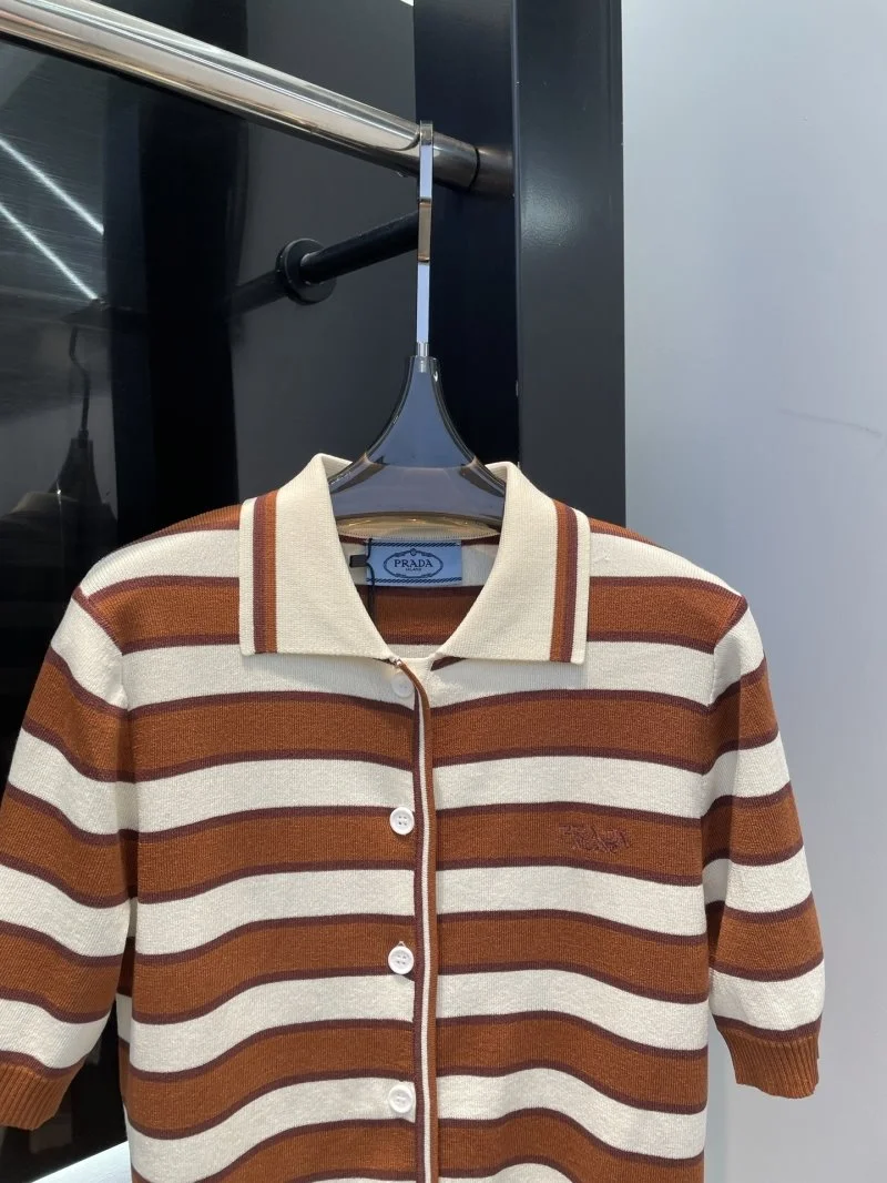 Breathable Prada T-Shirts 166362