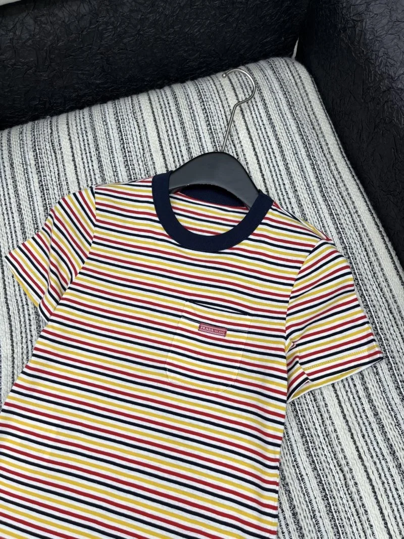Prada T-Shirts UrbanStyle 166279