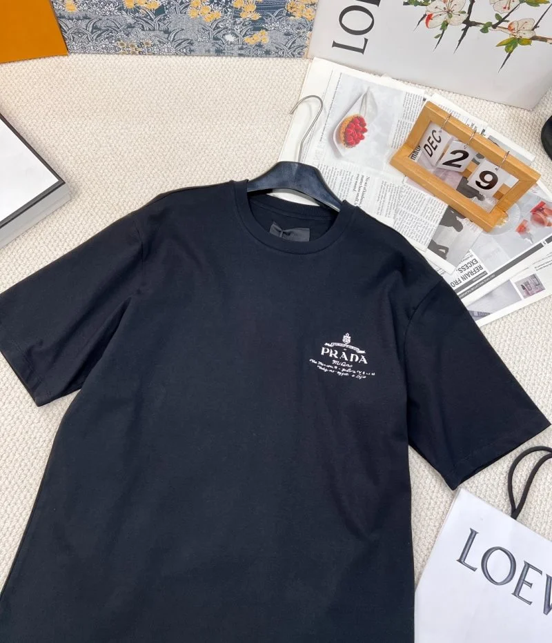 Prada T-Shirts Trendsetting 166276