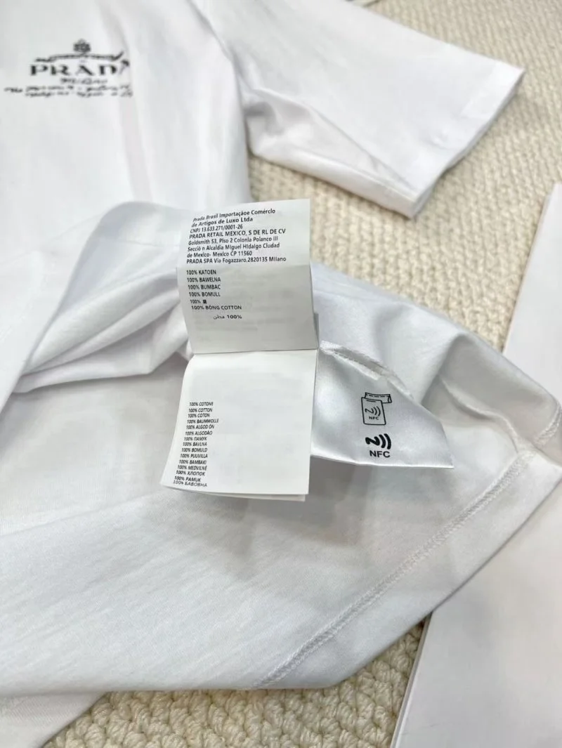 Prada T-Shirts Modern 166275