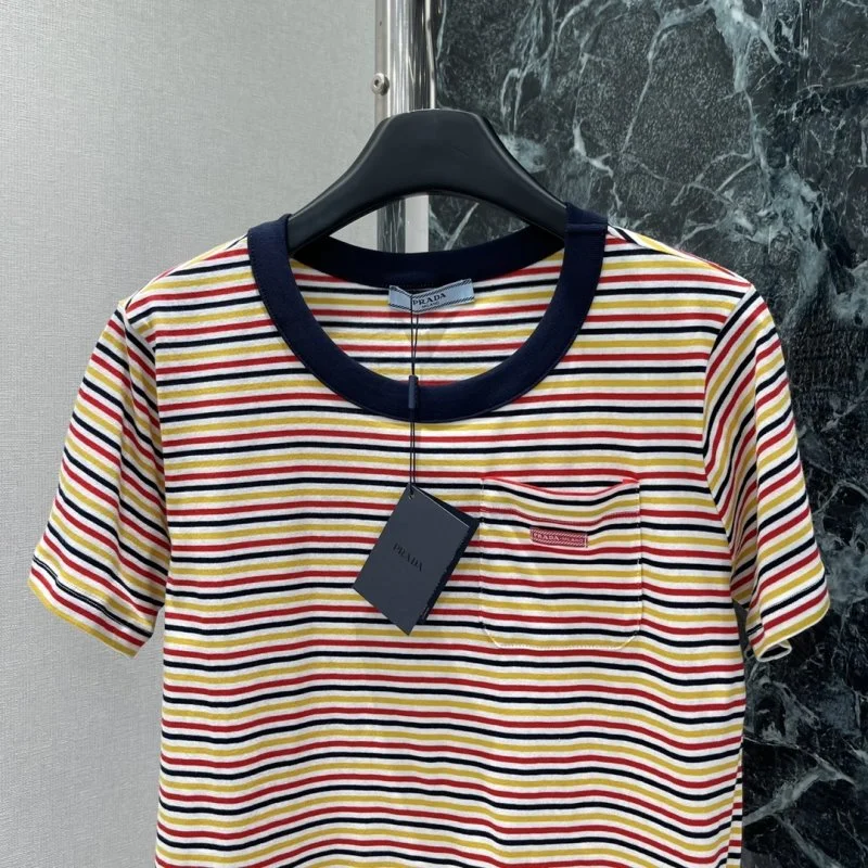 Prada T-Shirts Snug 166271