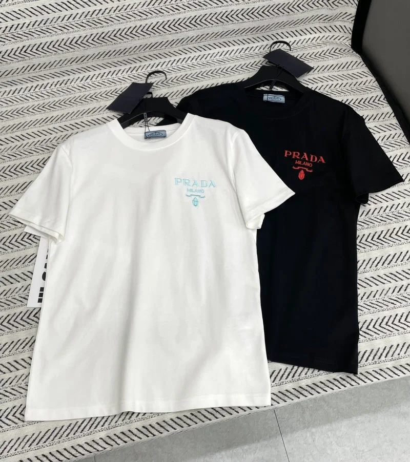 Seasonal Prada T-Shirts 166350