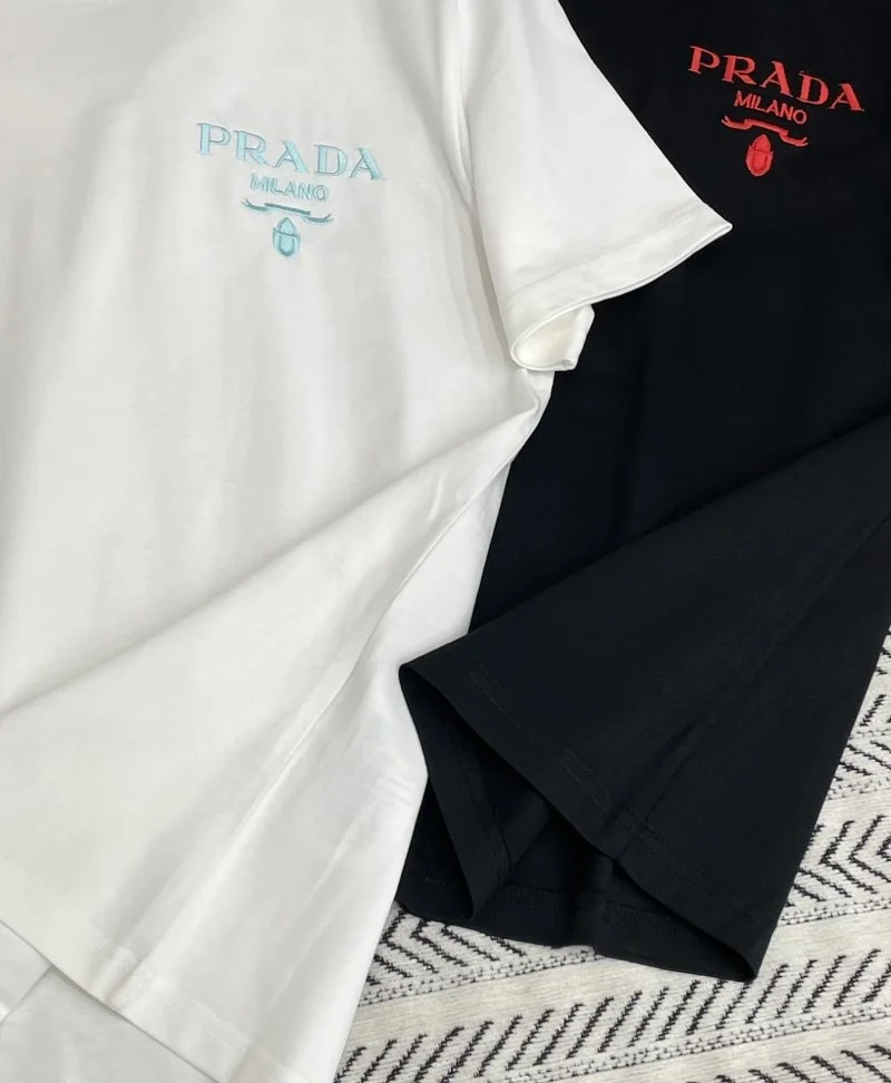 Seasonal Prada T-Shirts 166350
