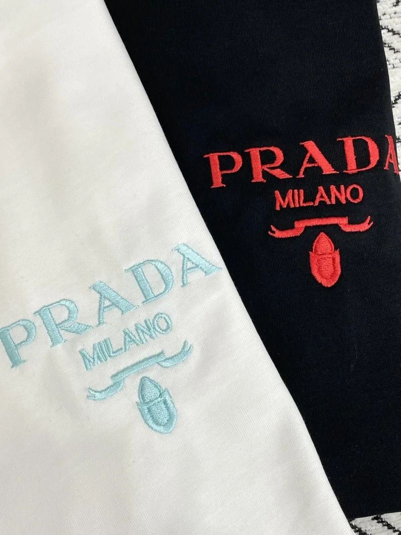 Seasonal Prada T-Shirts 166350