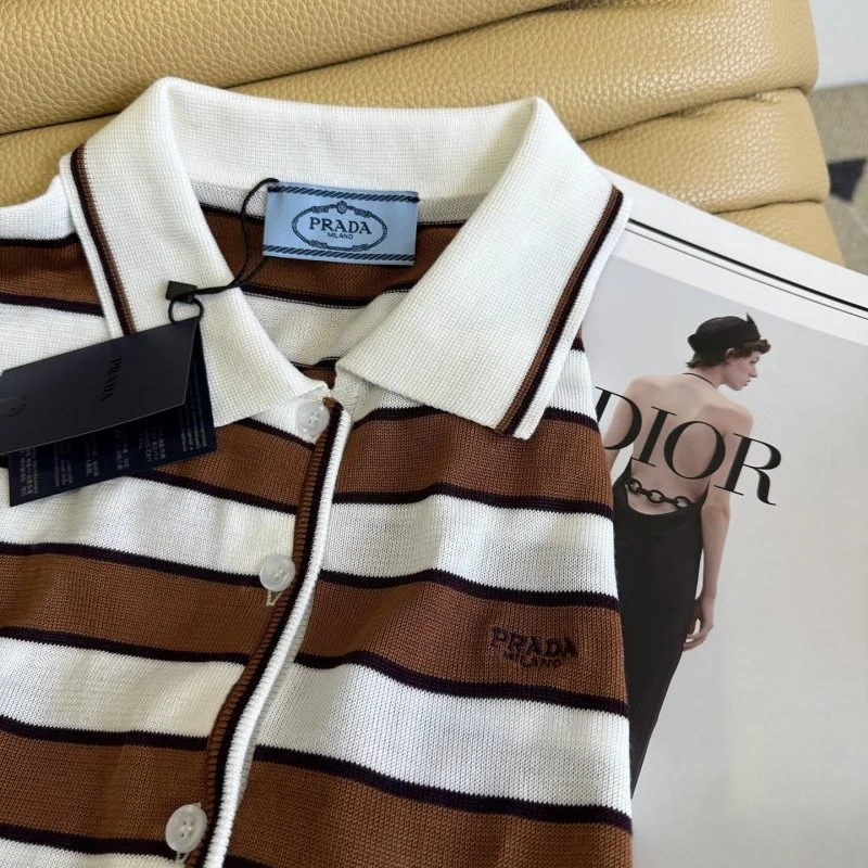 Prada T-Shirts Popular 166236