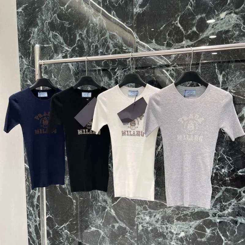 Prada T-Shirts FashionForward 166243