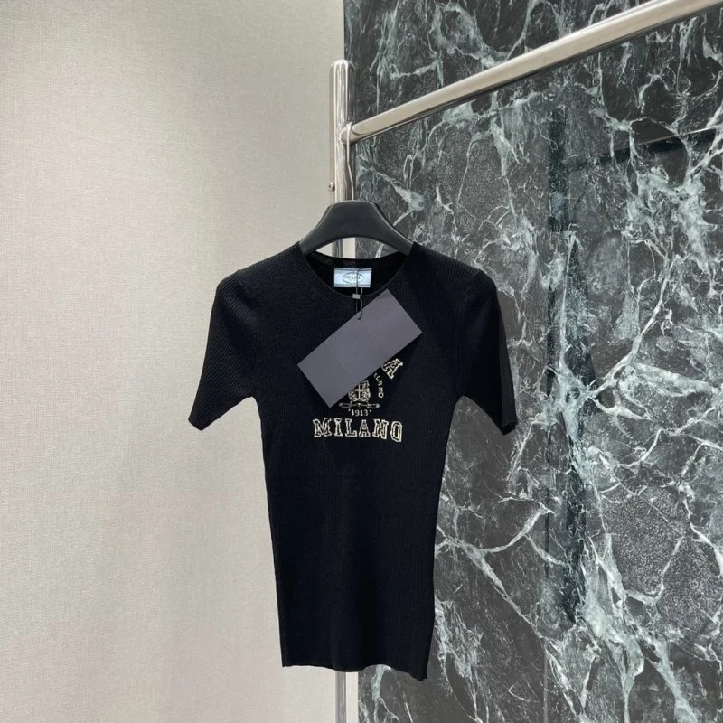 Prada T-Shirts FashionForward 166243