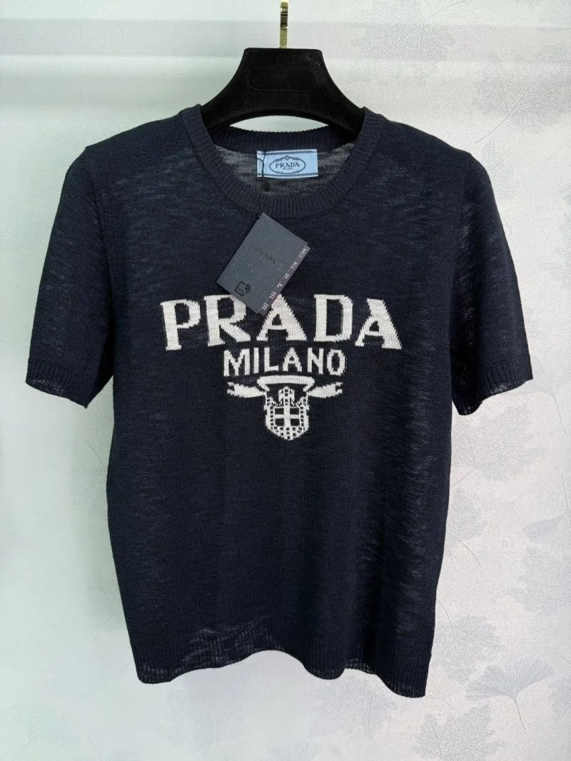 Prada T-Shirts Cozy 166235