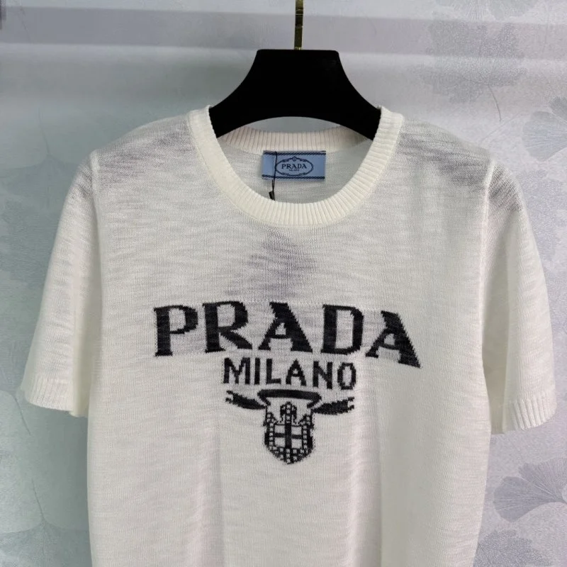 Prada T-Shirts Cozy 166235