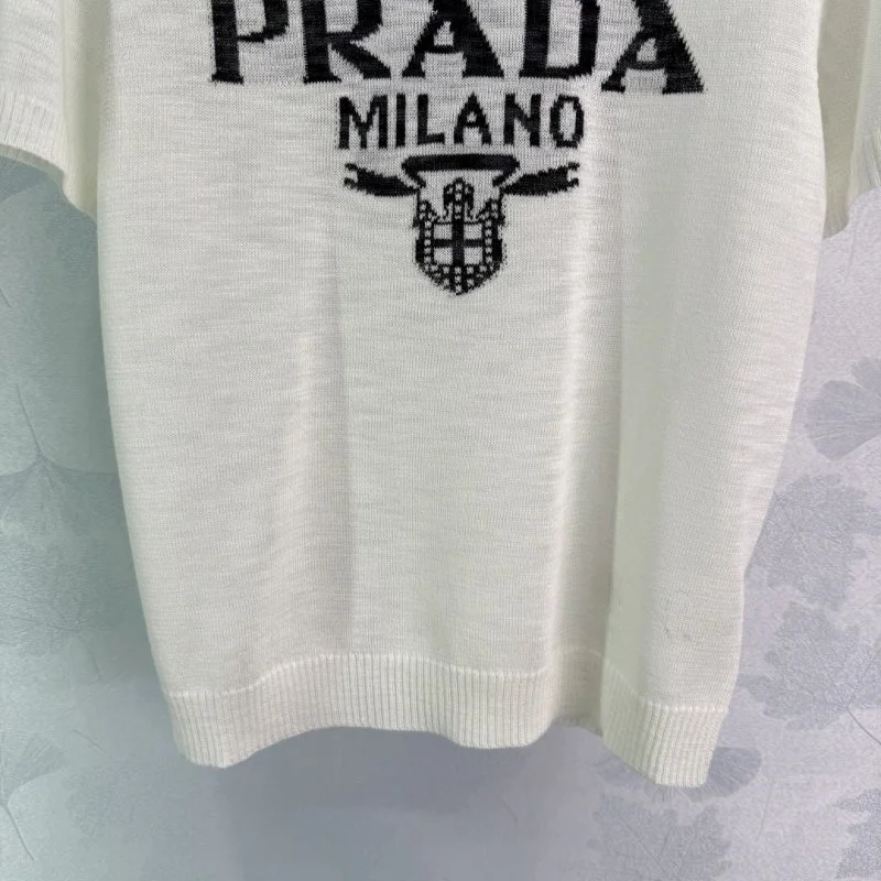 Prada T-Shirts Cozy 166235