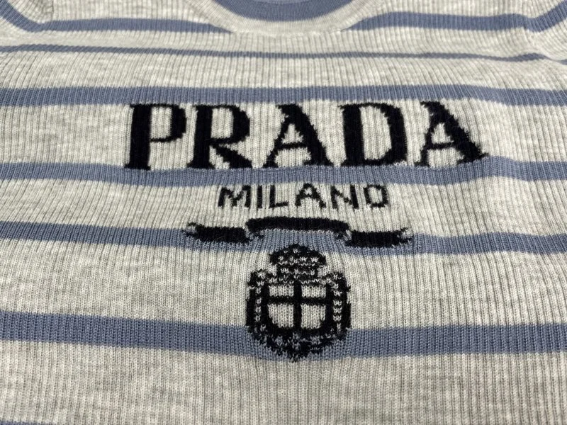 Modern Prada T-Shirts 166233