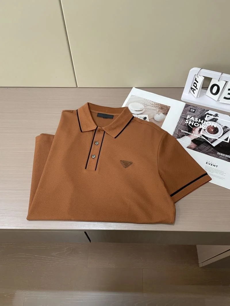 Prada T-Shirts Elegant 167927