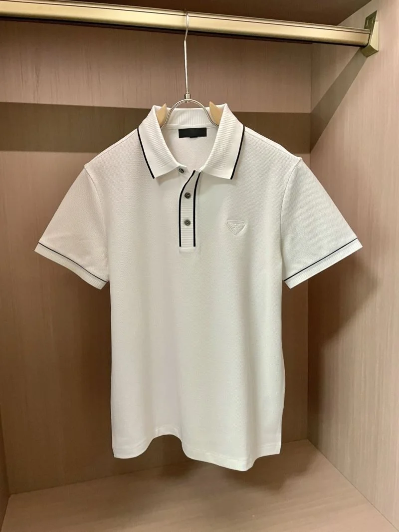 Prada T-Shirts Elegant 167927