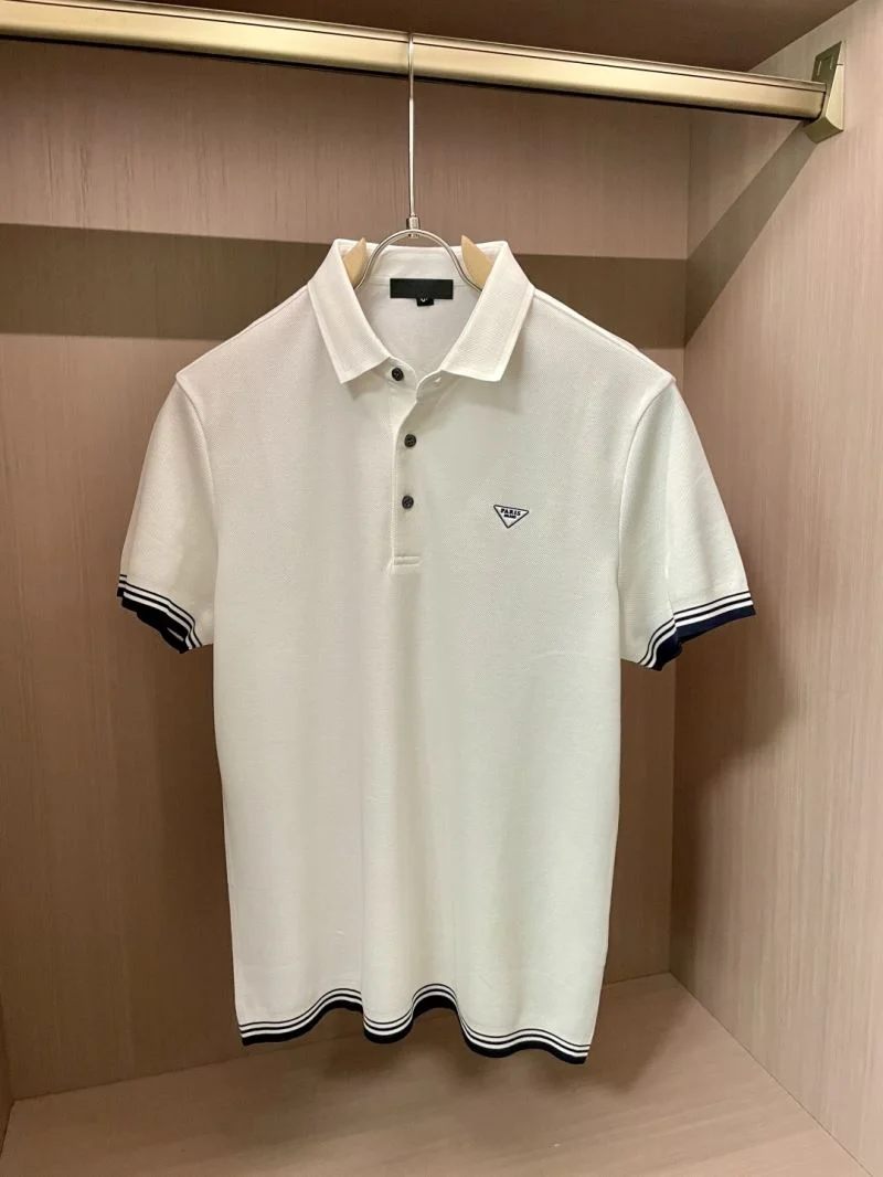 Versatile Prada T-Shirts 167919