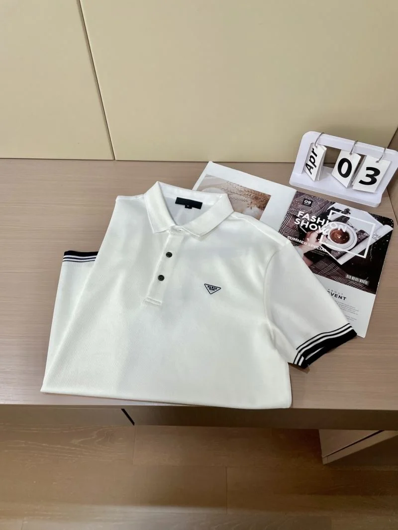 Versatile Prada T-Shirts 167919