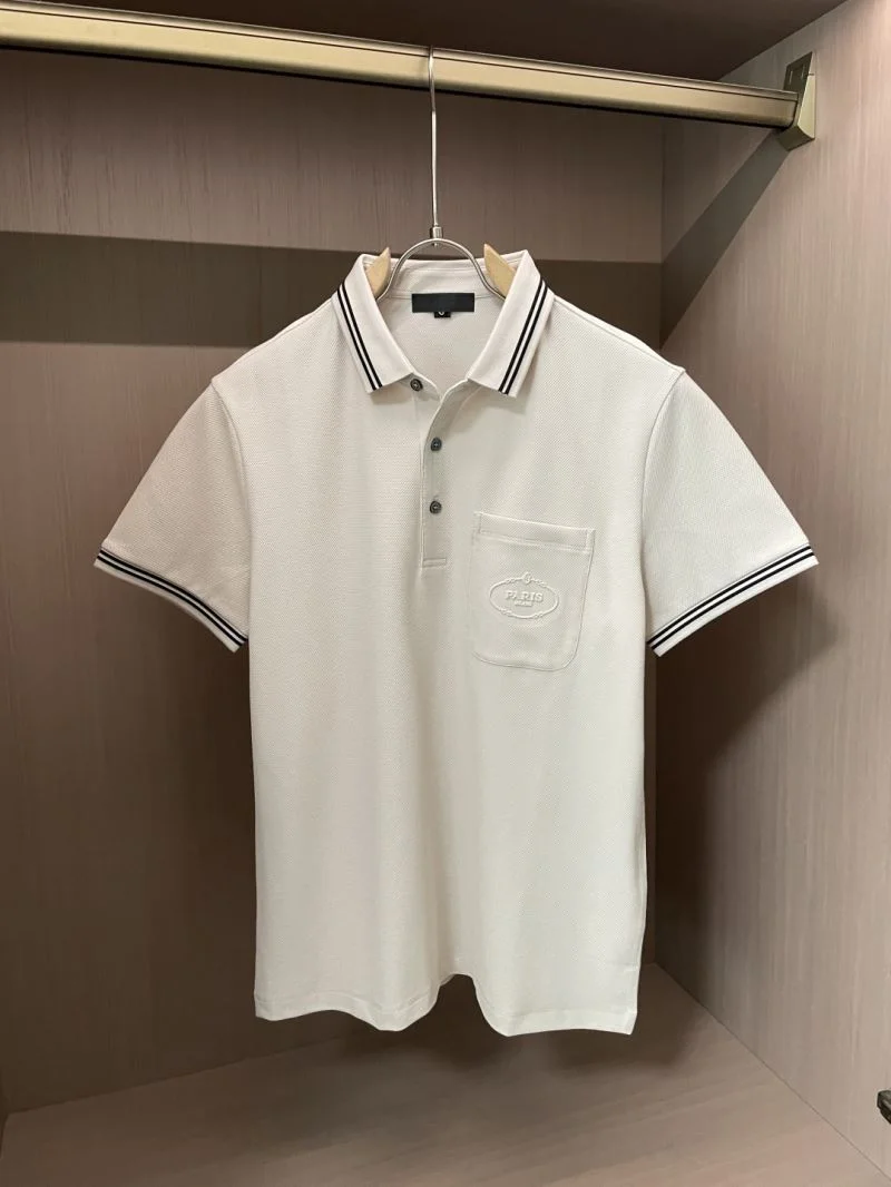Prada T-Shirts UrbanStyle 167917