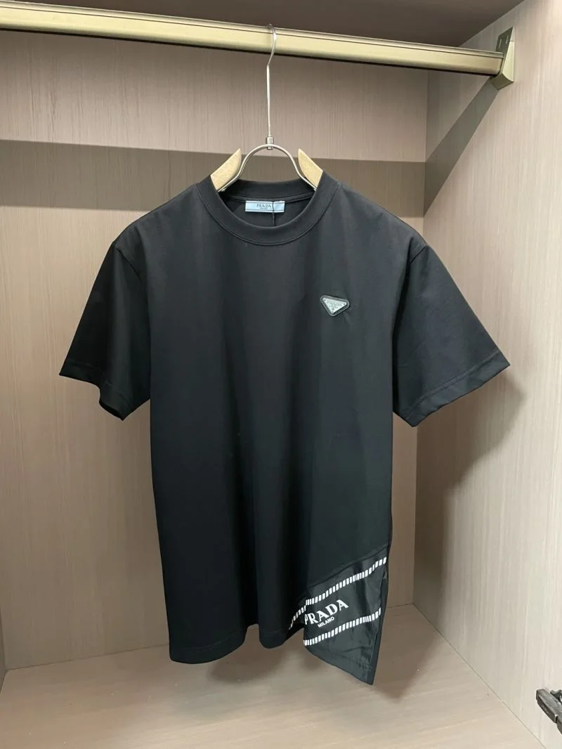 Original Prada T-Shirts 167916