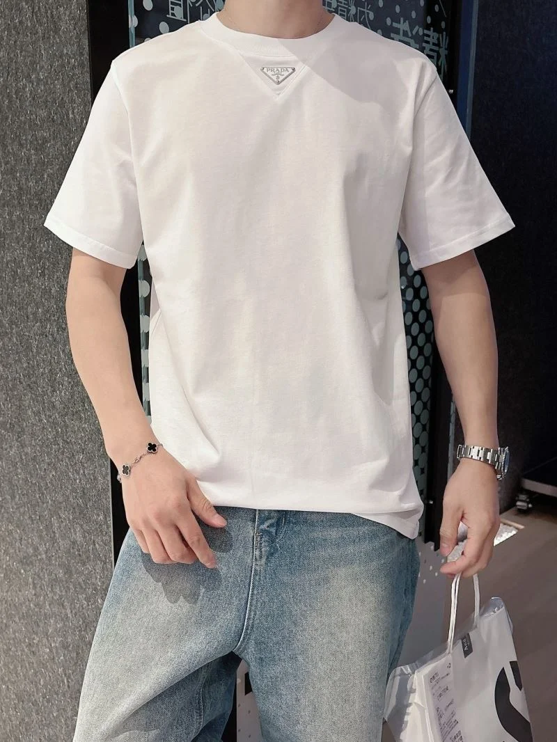 Casual Prada T-Shirts 167902