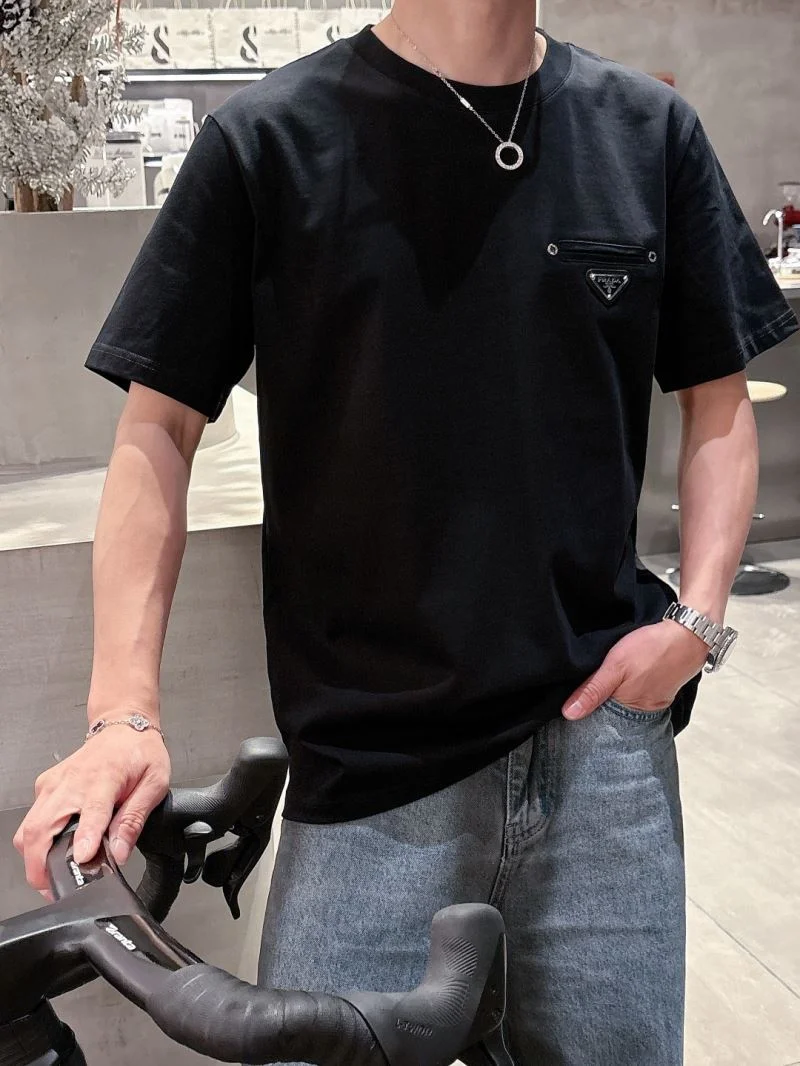 Prada T-Shirts Seasonal 167910