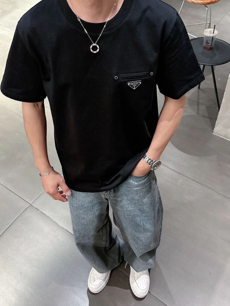 Prada T-Shirts Seasonal 167910