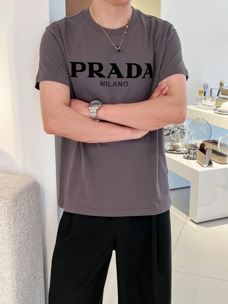 Resilient Prada T-Shirts 167894