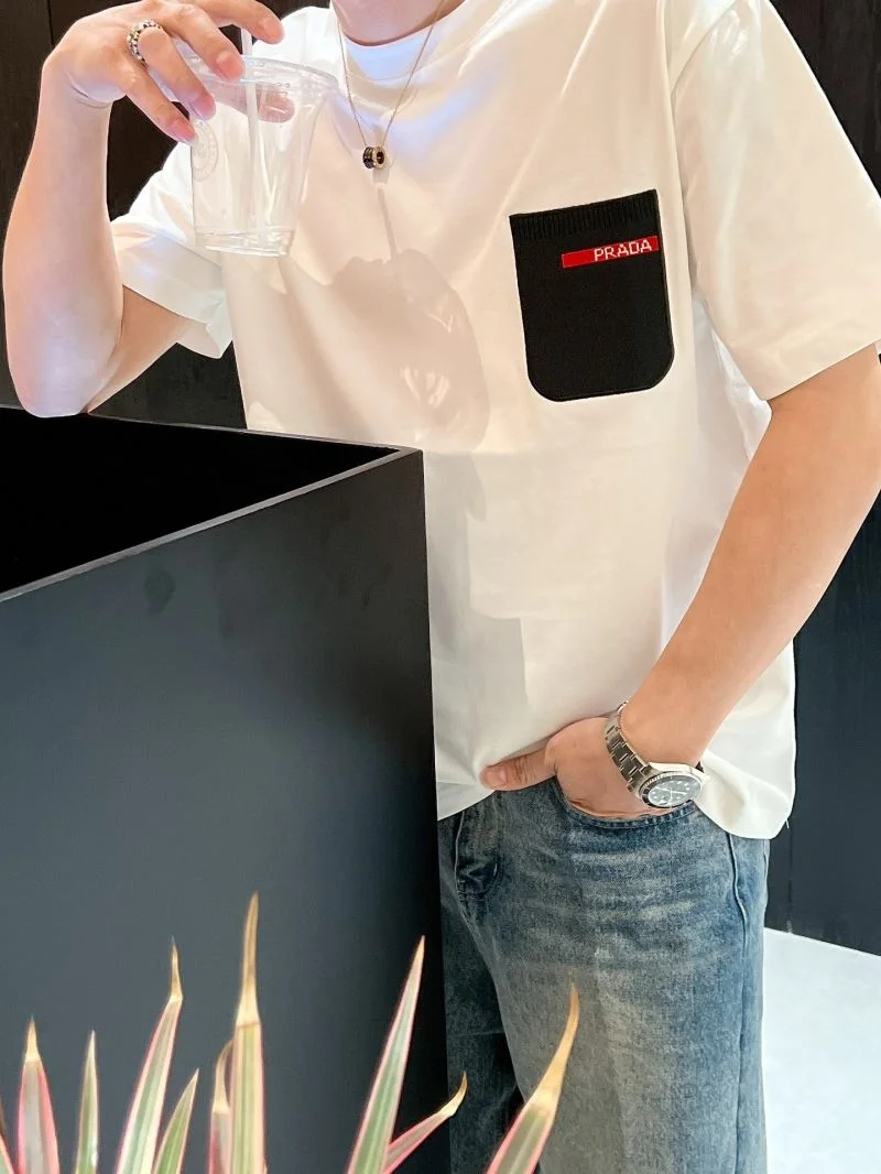 Compact Prada T-Shirts 167887