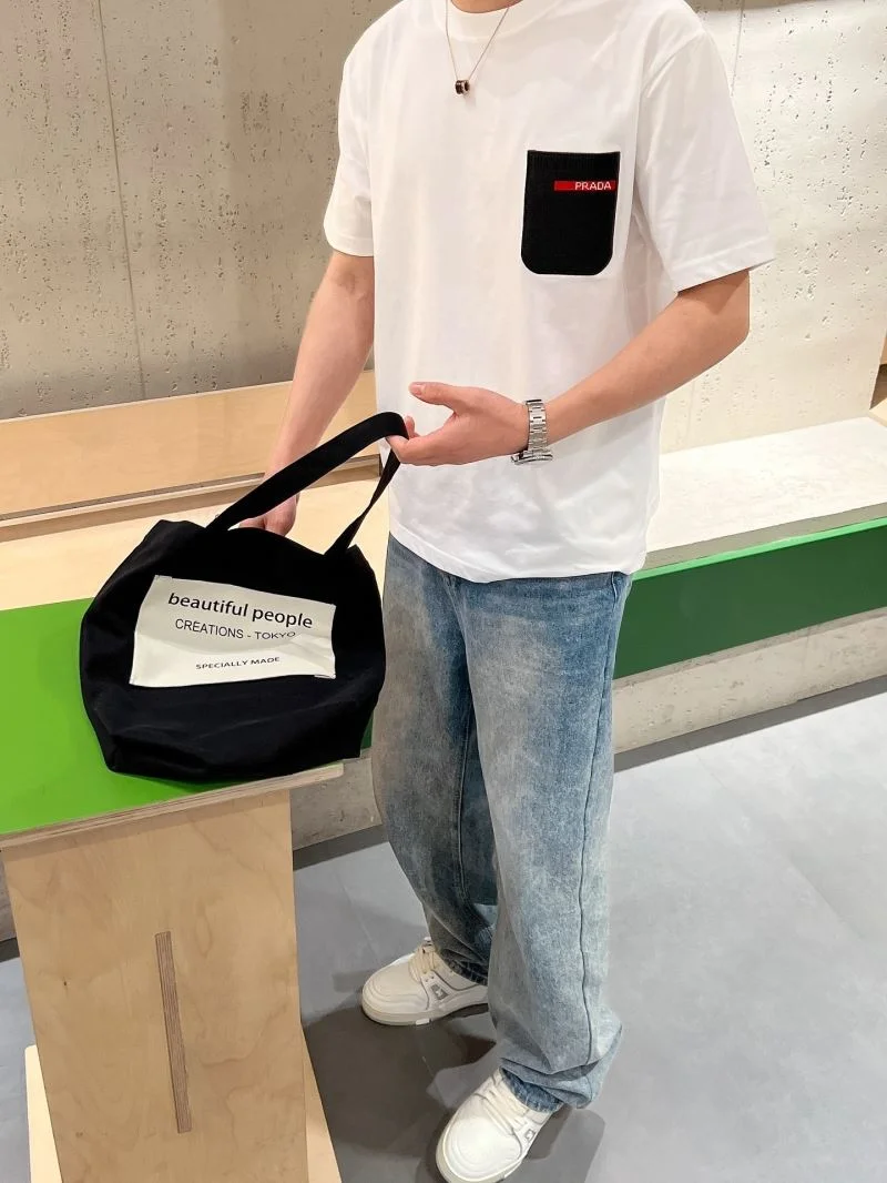 Compact Prada T-Shirts 167887