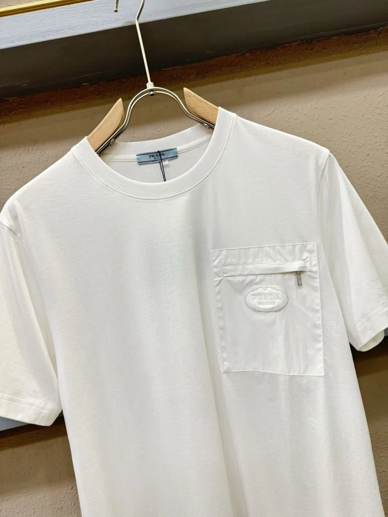 Sleek Prada T-Shirts 167898
