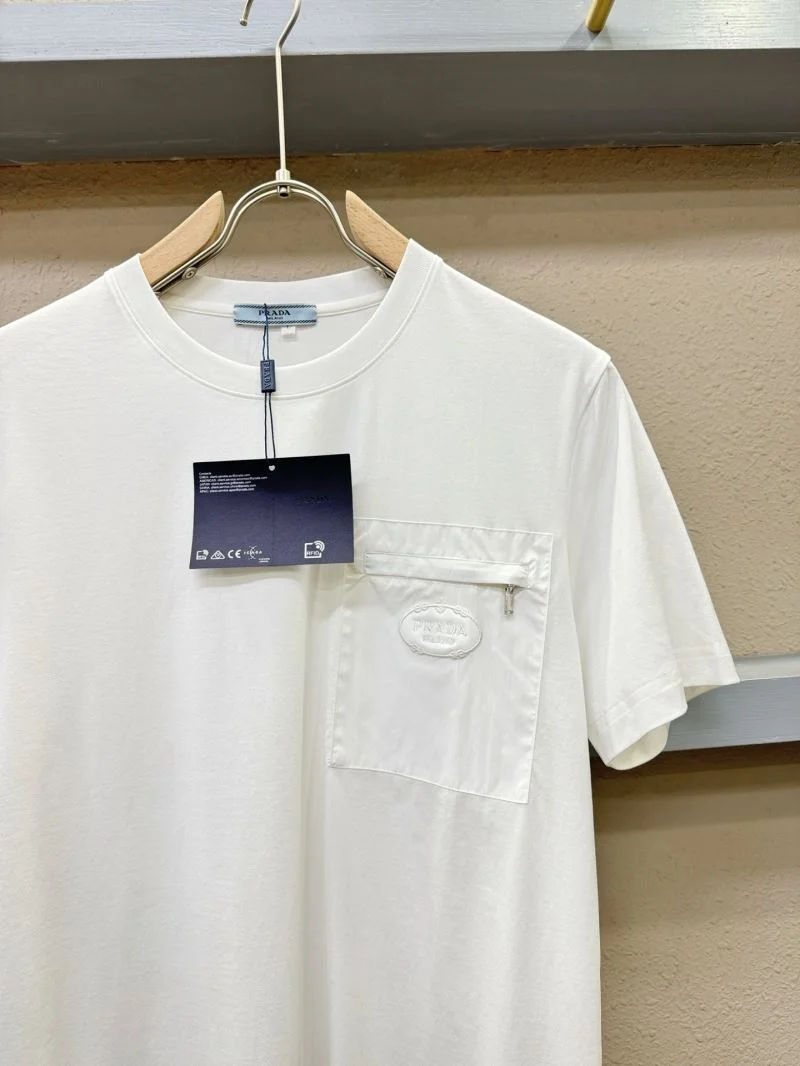 Sleek Prada T-Shirts 167898