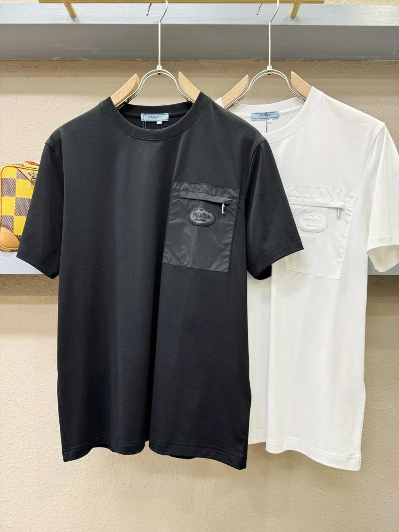 Lightweight Prada T-Shirts 167895