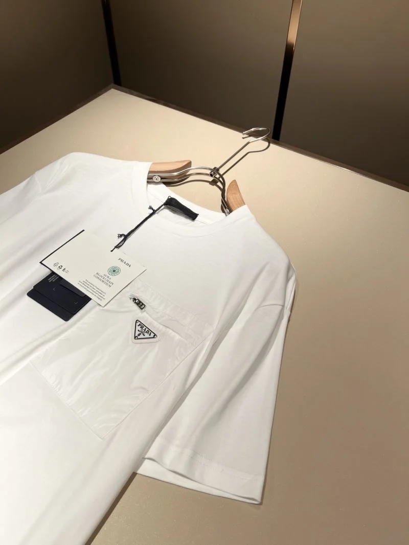 Resilient Prada T-Shirts 167892