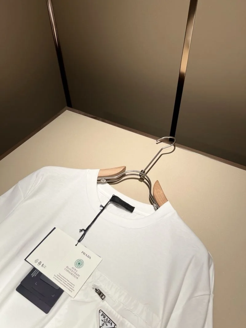 Resilient Prada T-Shirts 167892