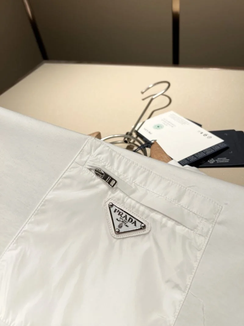 Resilient Prada T-Shirts 167892