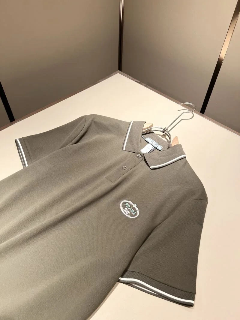Refined Prada T-Shirts 167888