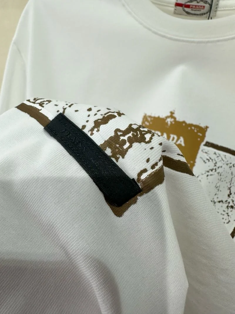 Prada T-Shirts Refined 167880