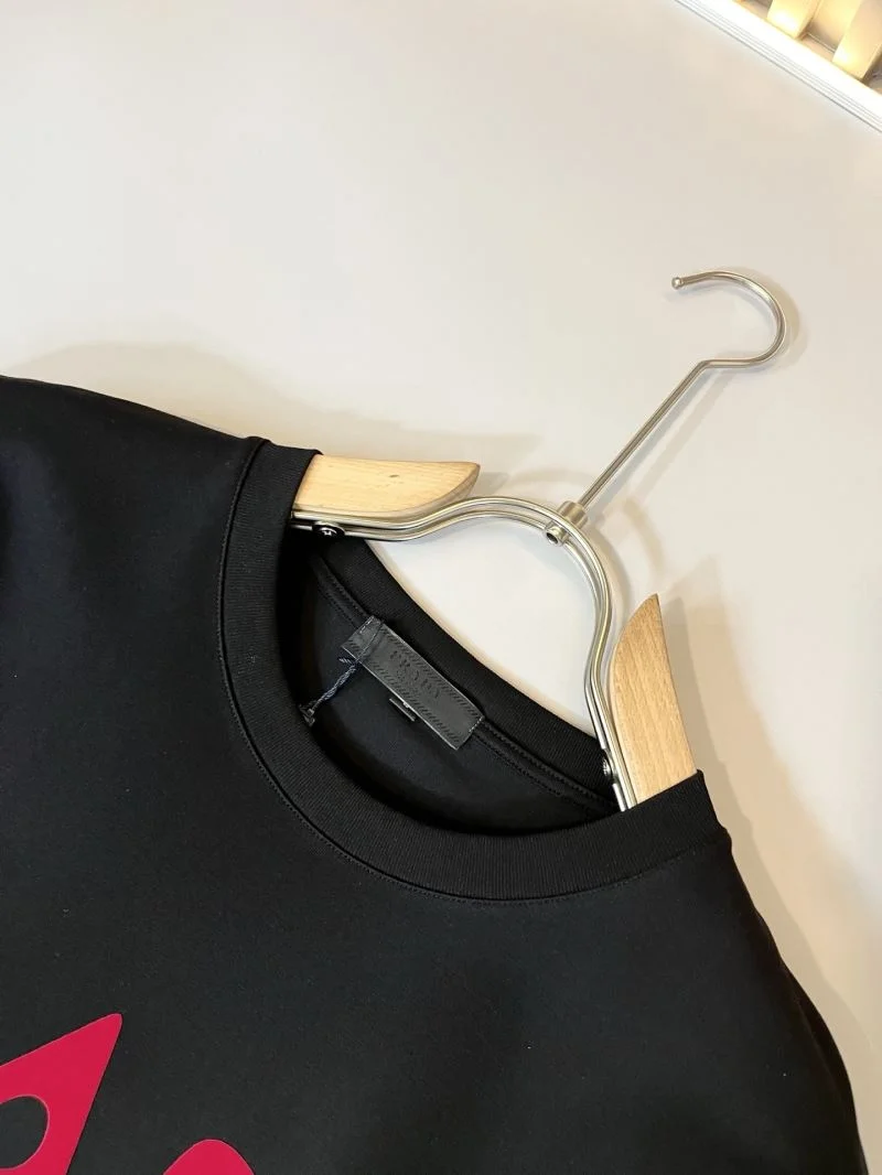 WeatherProof Prada T-Shirts 167878